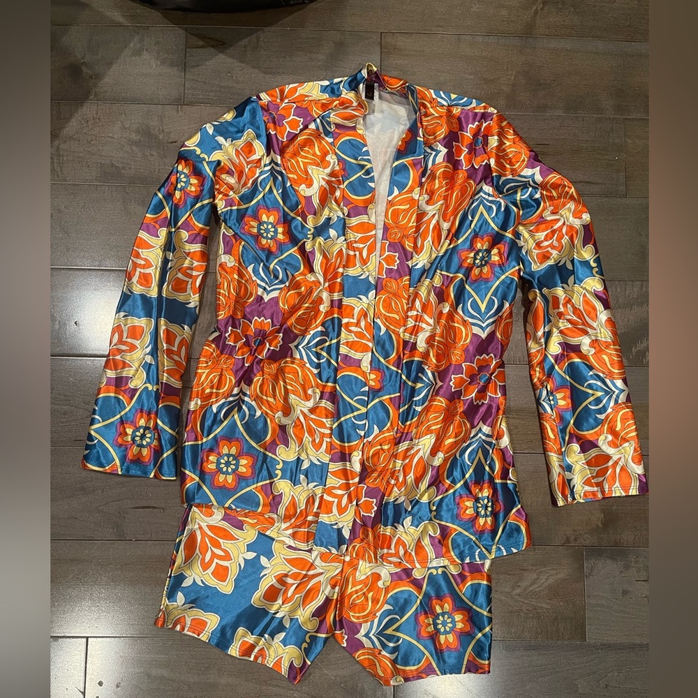 New 2 piece short set- Large
